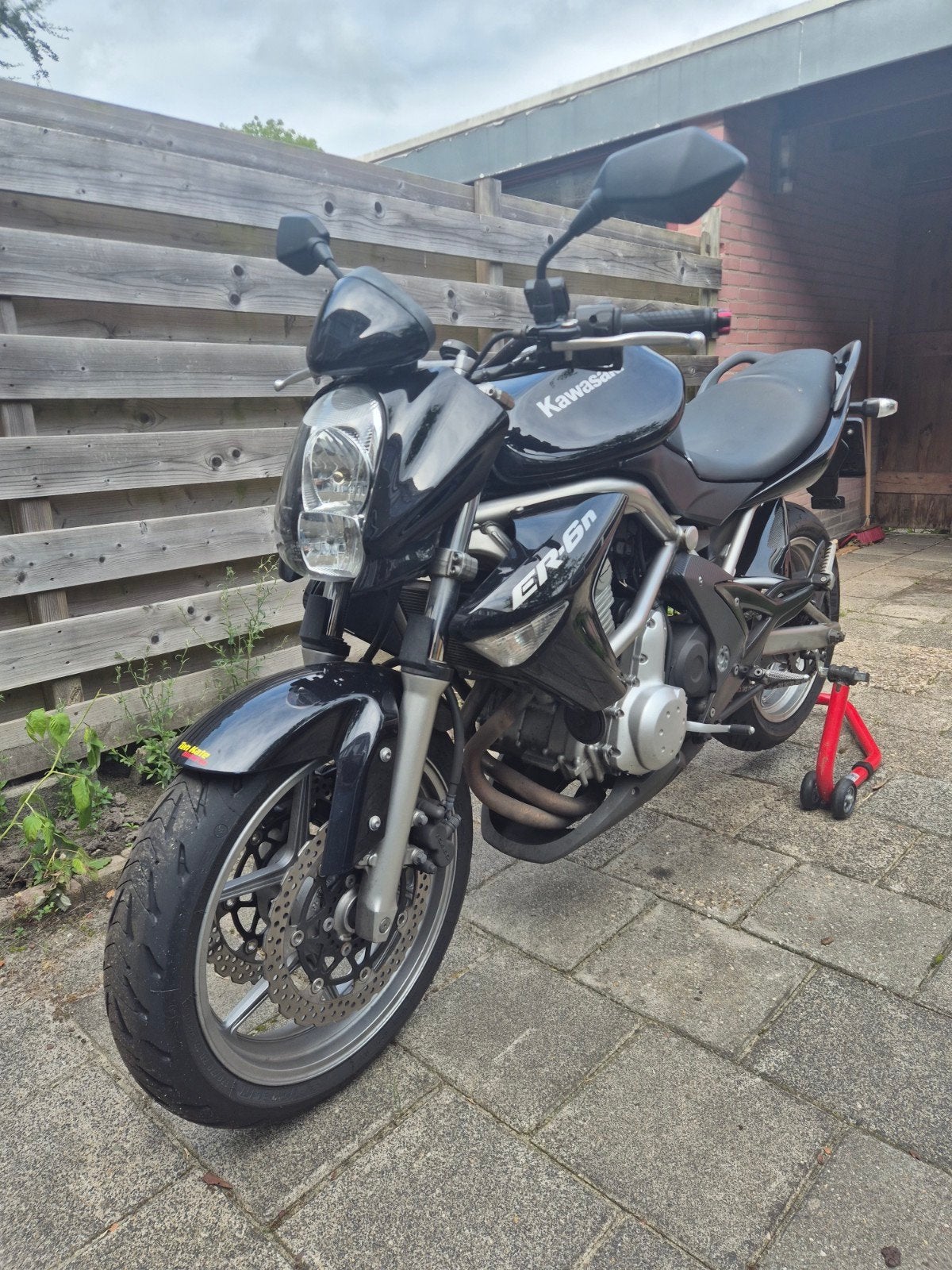 Kawasaki ER-6N A2 - Nieuwe banden, Motoren, Motoren | Kawasaki, 2 cilinders, Gebruikt, Particulier, Minimaal motorrijbewijs A2