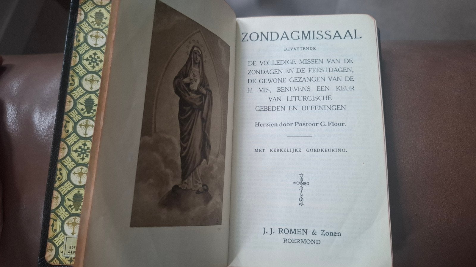 RK Kerkboeken: Zondag missalen, Romeins Missaal, Mis- en Ves, Ophalen of Verzenden