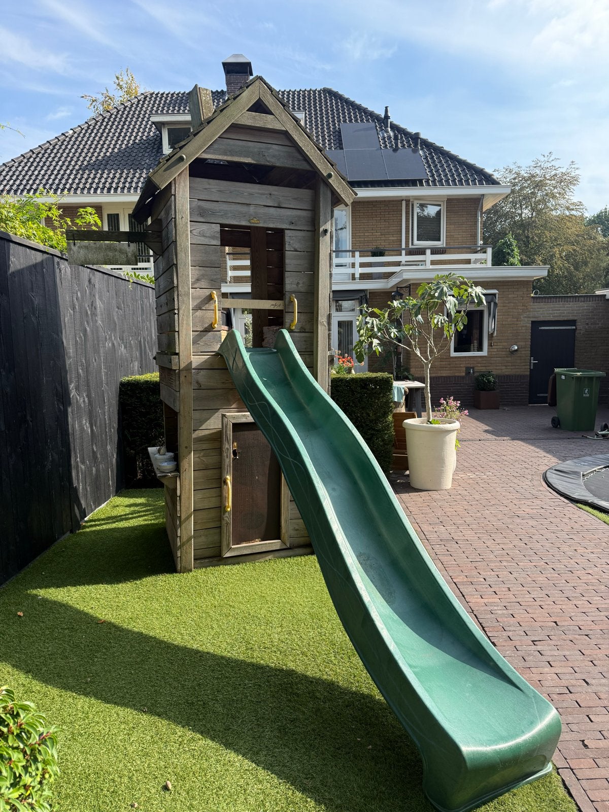 Wickey speelhuisje met glijbaan, deze wk gratis af te halen, Ophalen, Gebruikt, Hout