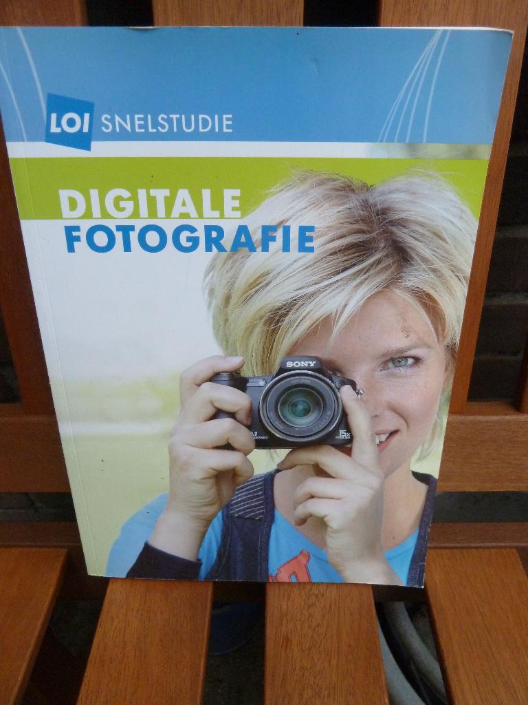 Digitale fotografie LOI snelstudie, Ophalen of Verzenden, Alpha, Gelezen, Niet van toepassing