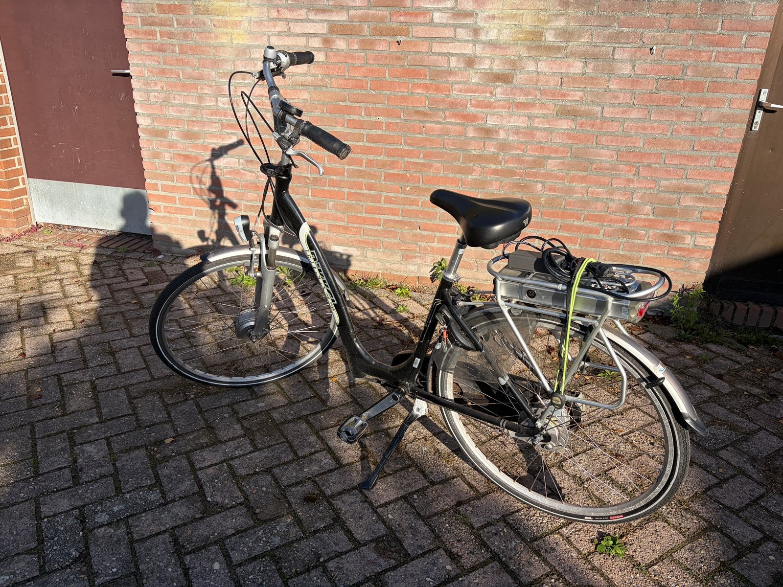 Bikkel elektrische fiets, Fietsen en Brommers, Zo goed als nieuw, Minder dan 47 cm, 30 tot 50 km per accu, Ophalen