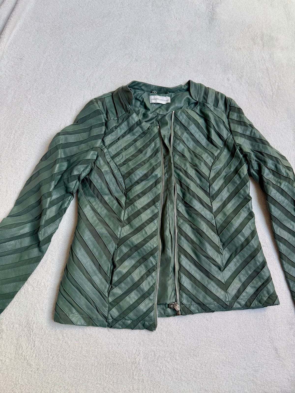Stijlvol Leren Jasje Dames - Groen, Kleding | Dames, Jassen | Zomer, Ophalen of Verzenden, Zo goed als nieuw, Maat 34 (XS) of kleiner