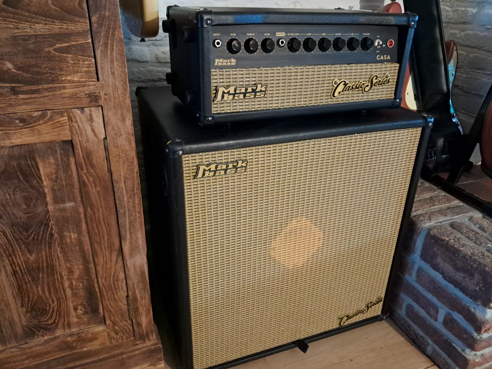 Markbass Casa Classic Series Basversterker Top en Cabinet, Muziek en Instrumenten, Ophalen of Verzenden, Zo goed als nieuw, Basgitaar