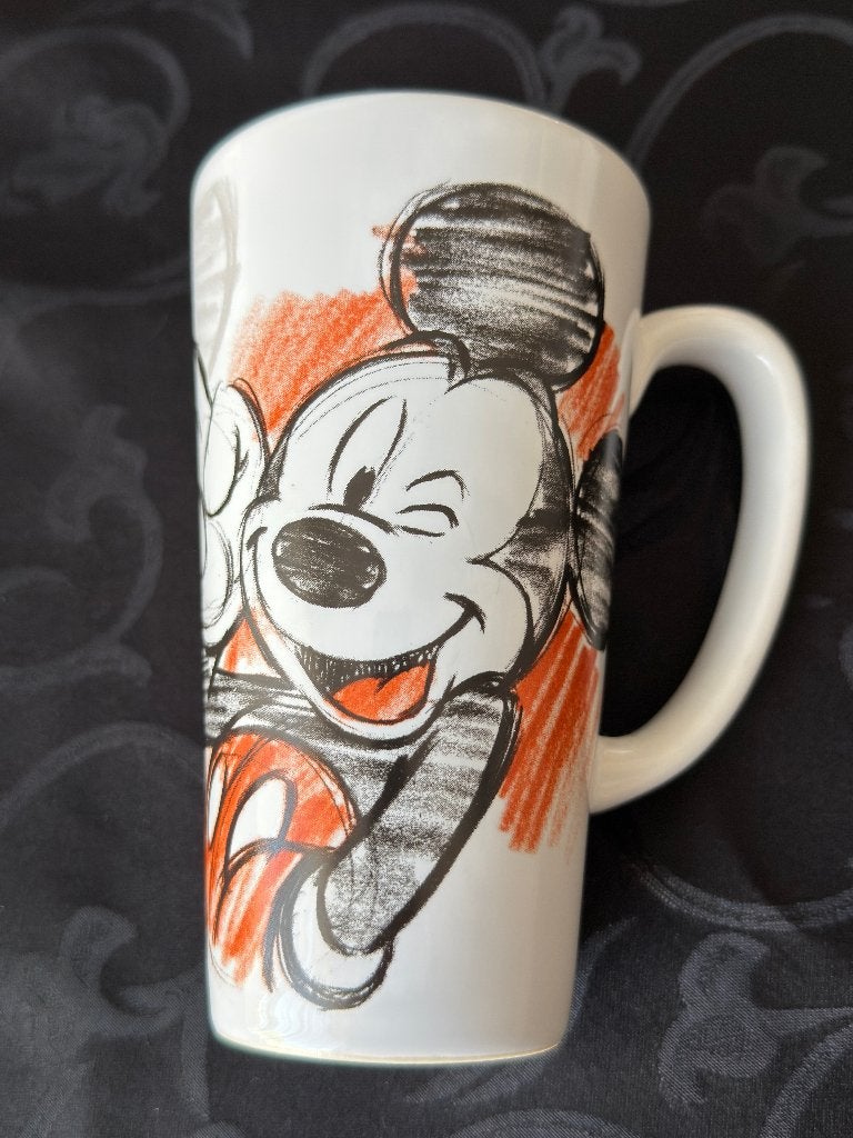 Mickey Mouse Sketch Mok - Disneyland Parijs, Ophalen of Verzenden, Mickey Mouse, Zo goed als nieuw, Servies