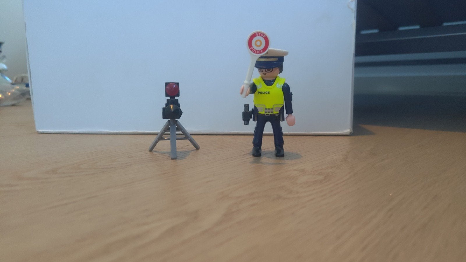 Playmobil Politie Agent met Stopbord en Flitspaal, Ophalen of Verzenden, Gebruikt