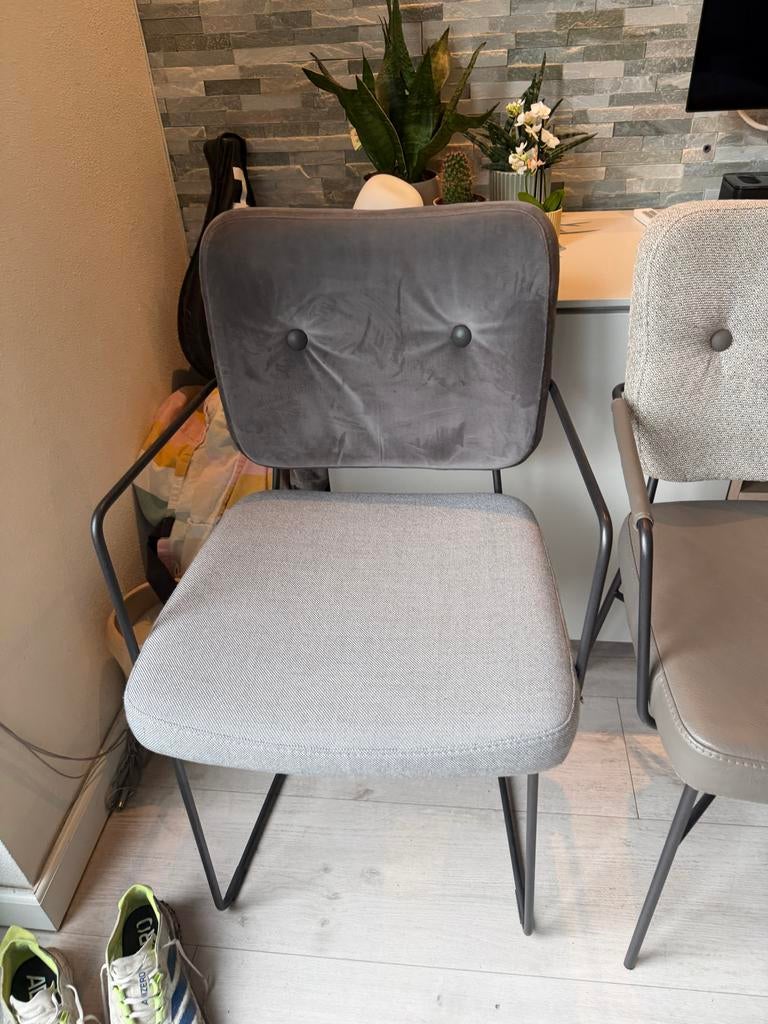 Bert Plantagie Kilo Plus armstoelen 4x, Nieuw, Ophalen of Verzenden, Vijf, Zes of meer stoelen, Stof