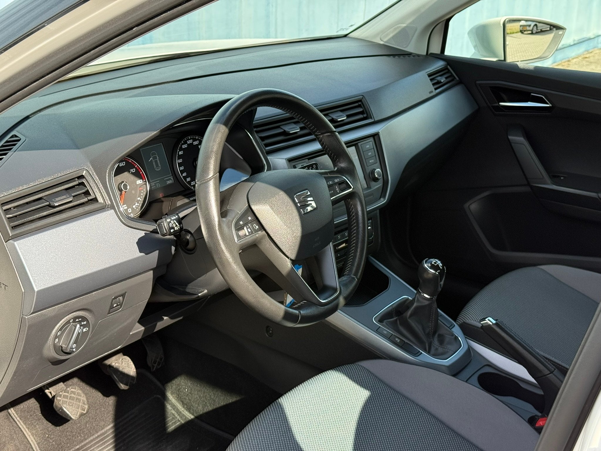 SEAT Arona 1.0 TSI Xcellence, Auto's, Gebruikt, 95 pk, Met garantie (alle), Bedrijf