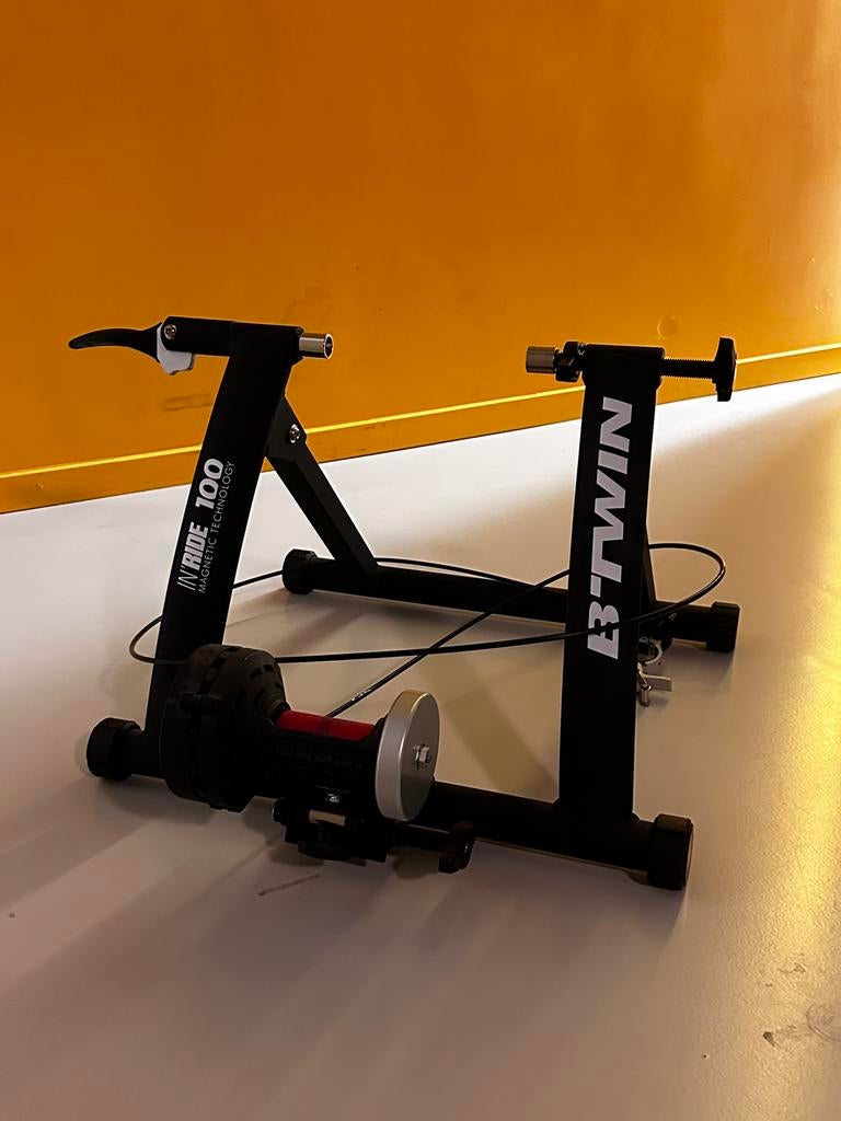 B'Twin In'Ride 100 Fietstrainer - Zo goed als nieuw, Ophalen, Overige typen, Staal, Zo goed als nieuw