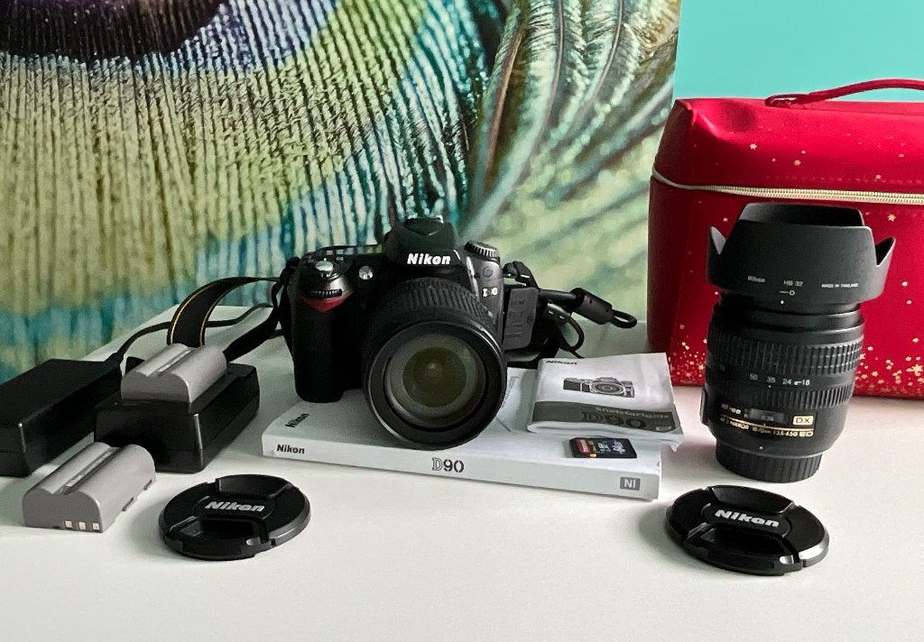 Digitale Nikon camera met twee Nikkor lenzen en accessoires., Gebruikt, Spiegelreflex, Ophalen of Verzenden, Nikon
