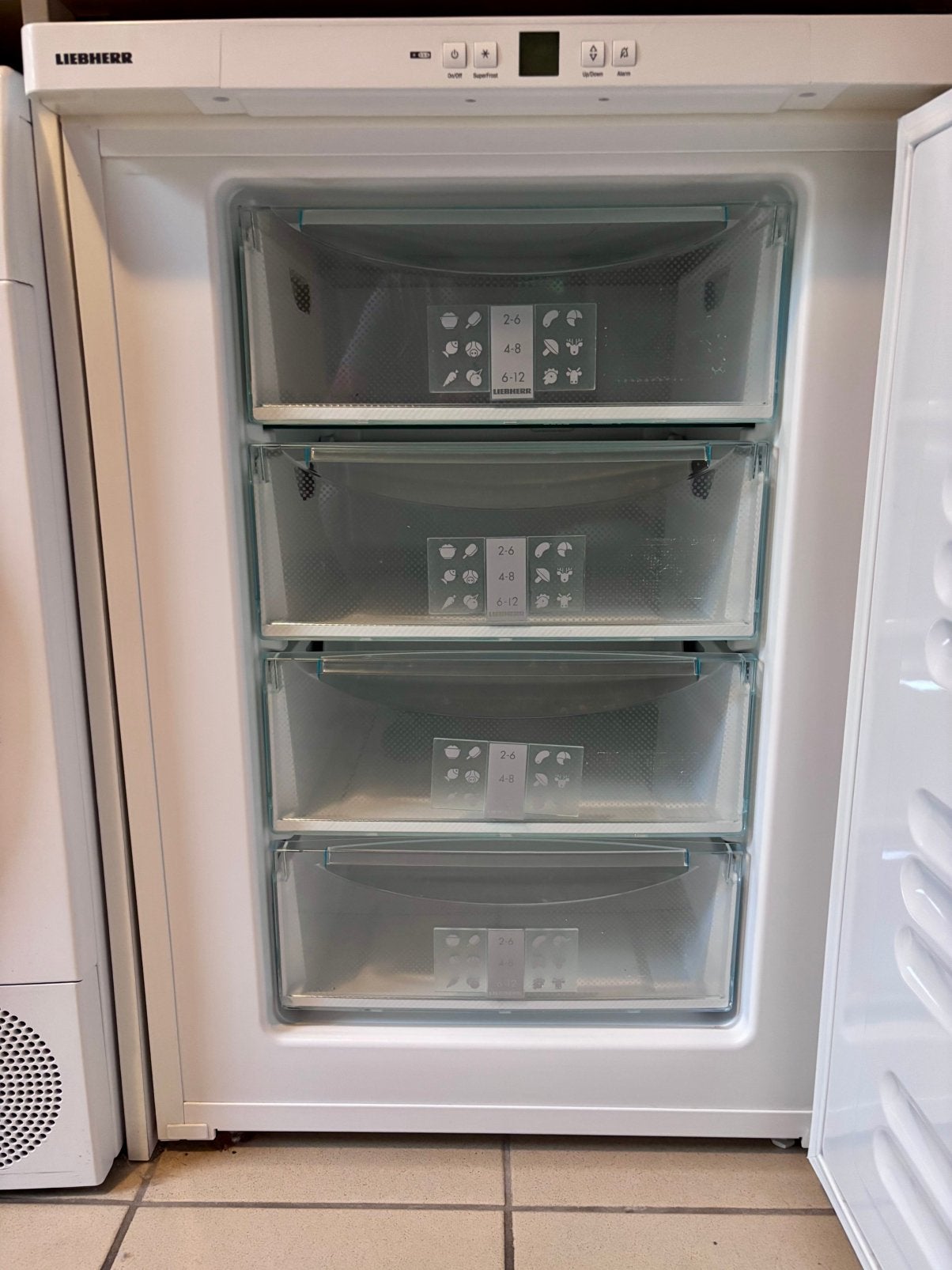 Liebherr tafel model diepvriezer als nieuw, Ophalen, Zo goed als nieuw, 60 tot 90 cm, 85 tot 120 cm