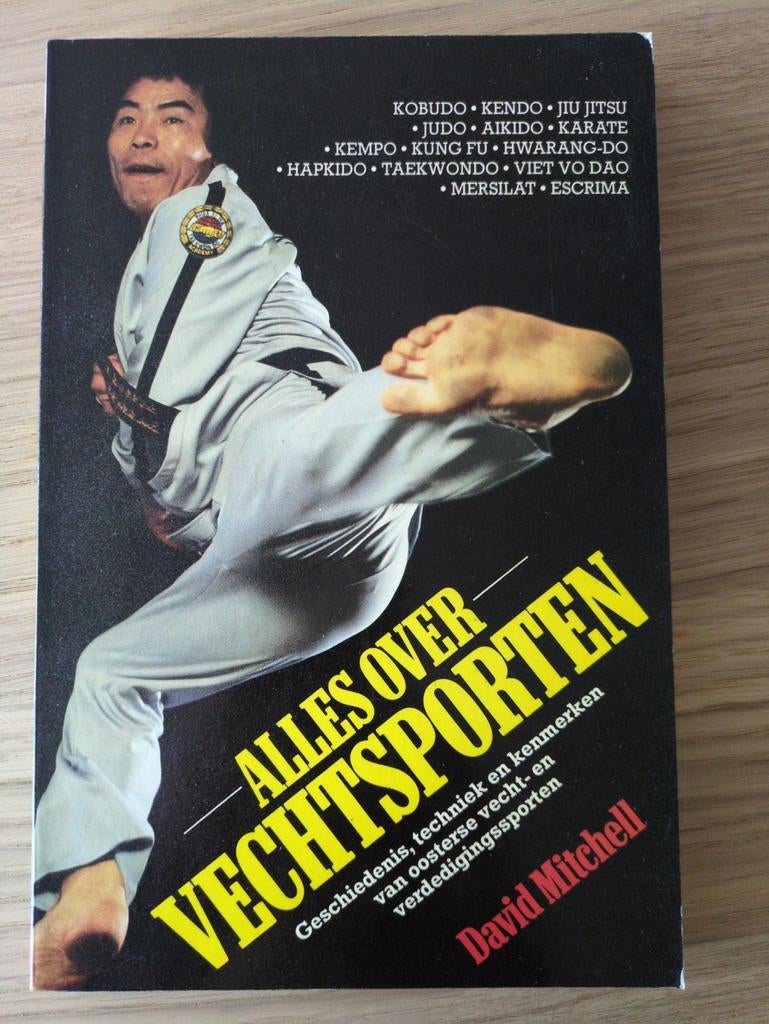 Alles over Vechtsporten - David Mitchell, Boeken, Ophalen of Verzenden, Gelezen, David Mitchell, Europa overig