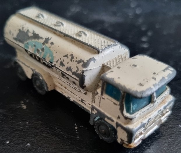 Husky guy warrior tanker wit., Ophalen of Verzenden, Gebruikt, Bus of Vrachtwagen