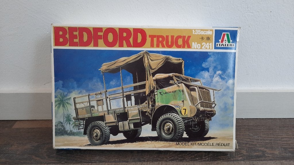 Italeri No. 241 Bedford Truck 1:35 Modelbouw Auto 1984, Italeri, 1:32 tot 1:50, Nieuw, Ophalen of Verzenden