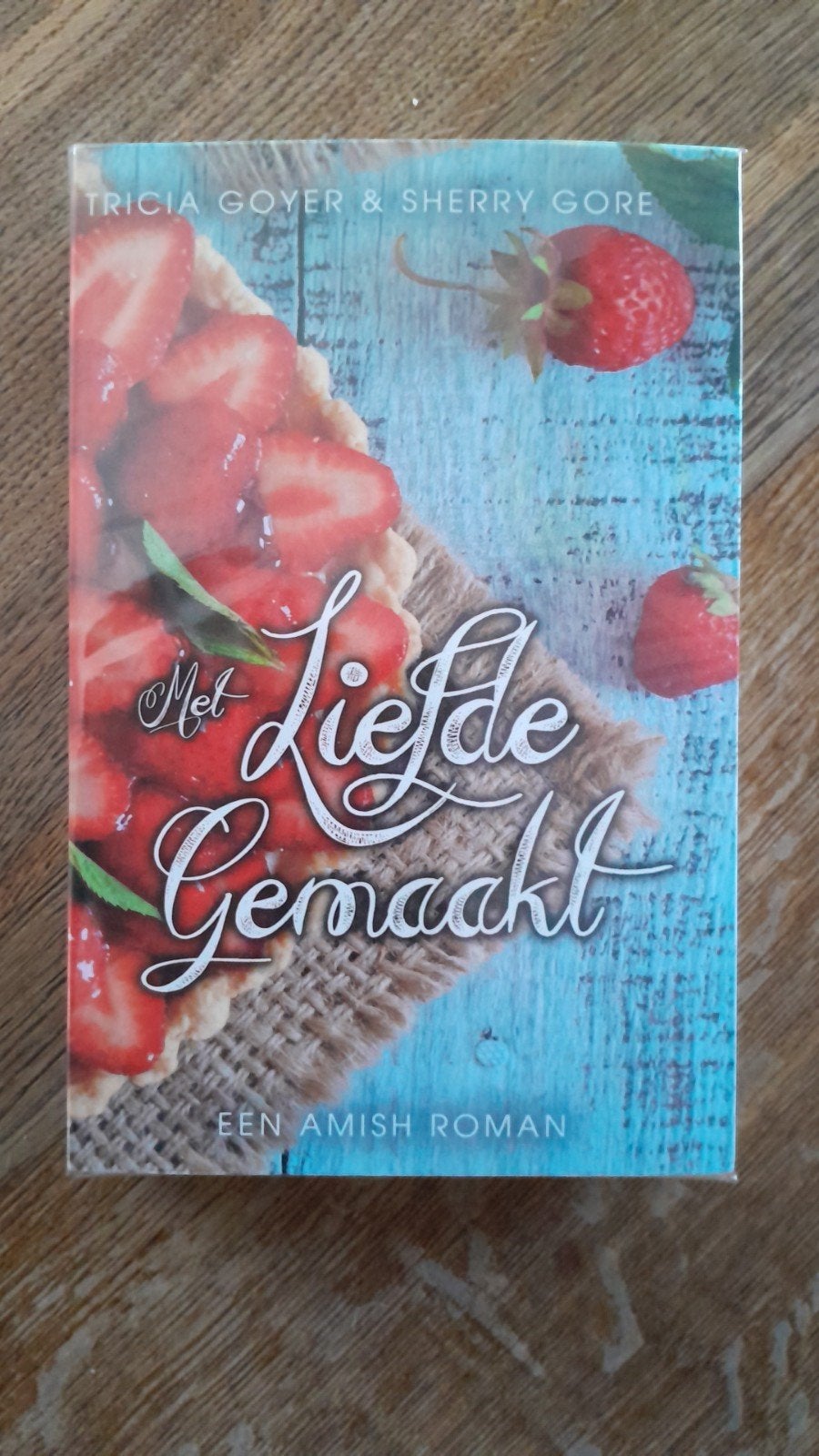 Met Liefde Gemaakt - Een Amish Roman, Boeken, Ophalen of Verzenden, Zo goed als nieuw, Tricia Goyer & Sherry Gore