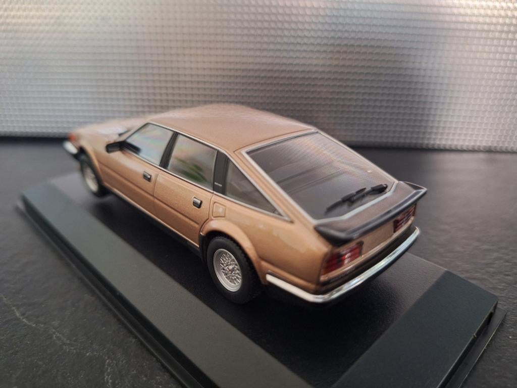 Rover Vitesse 3500 V8 1986 Schaal 1:43, Overige merken, Nieuw, Ophalen of Verzenden, Maxichamps