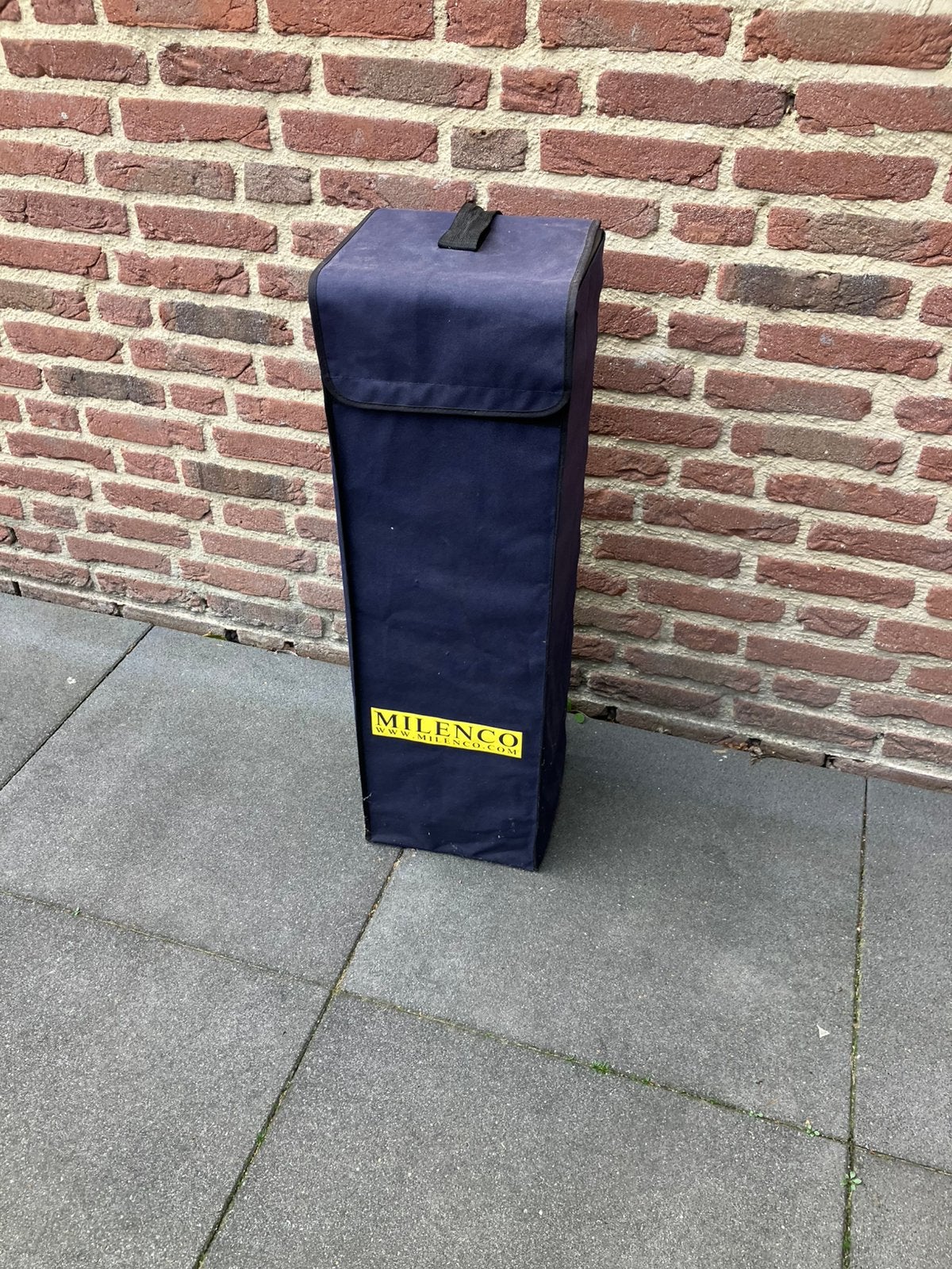Milenco Quattro levellers, Caravans en Kamperen, Ophalen, Zo goed als nieuw