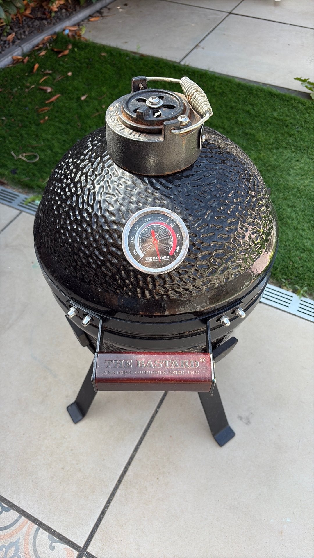 Bastard small barbecue bbq kamado, Ophalen, Zo goed als nieuw