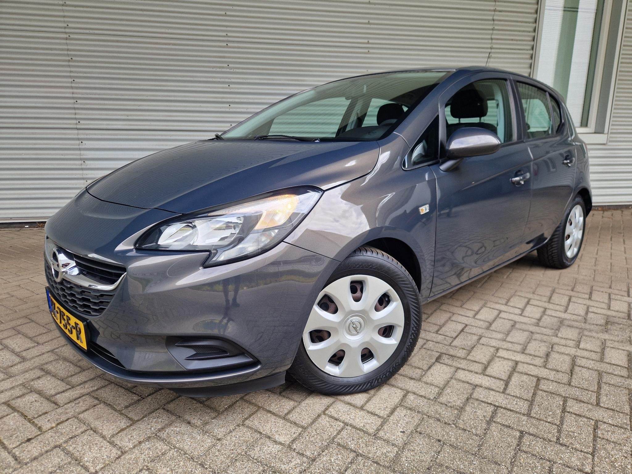 Opel Corsa 1.4 Innovation, Auto's, Opel, Voorwielaandrijving, Gebruikt, 4 cilinders, 49 €/maand