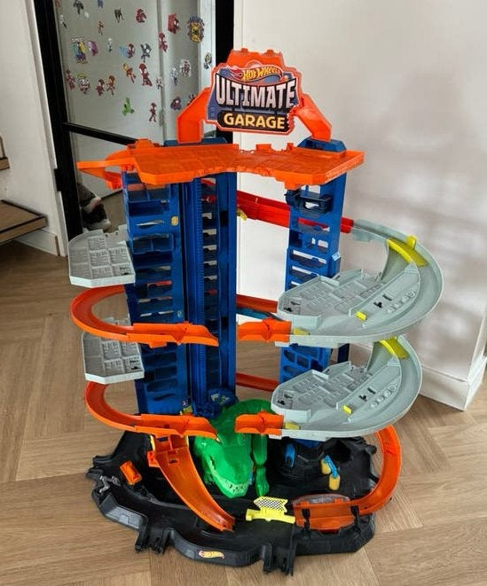 Hot Wheels City Ultimate Garage Robo T-Rex, Ophalen, Zo goed als nieuw, Handmatig, Hot Wheels