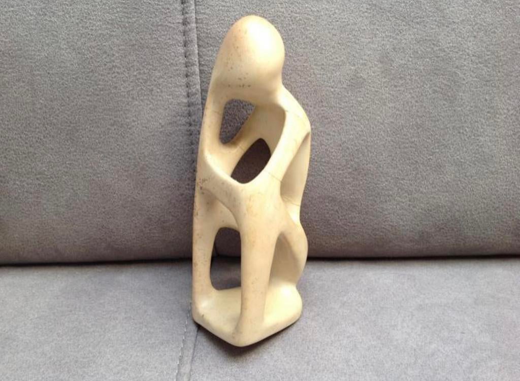 Abstracte sculptuur van steen - Denker, Verzamelen, Ophalen of Verzenden, Zo goed als nieuw