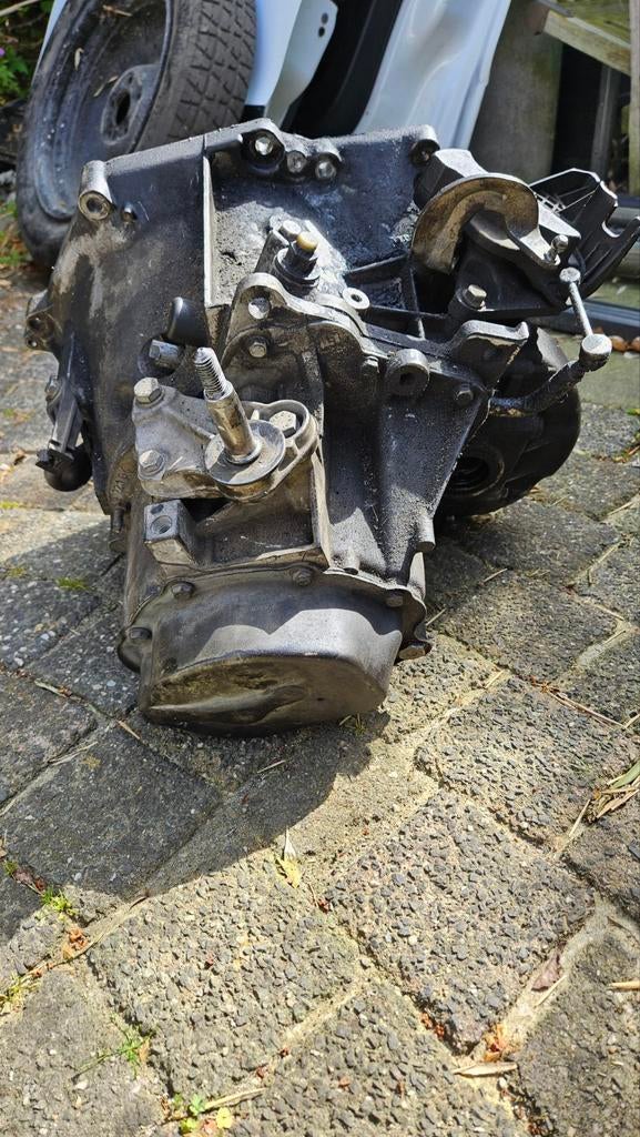 Versnellingsbak Peugeot partner/citroen berlingo 1.6 hdi, Ophalen of Verzenden, Peugeot