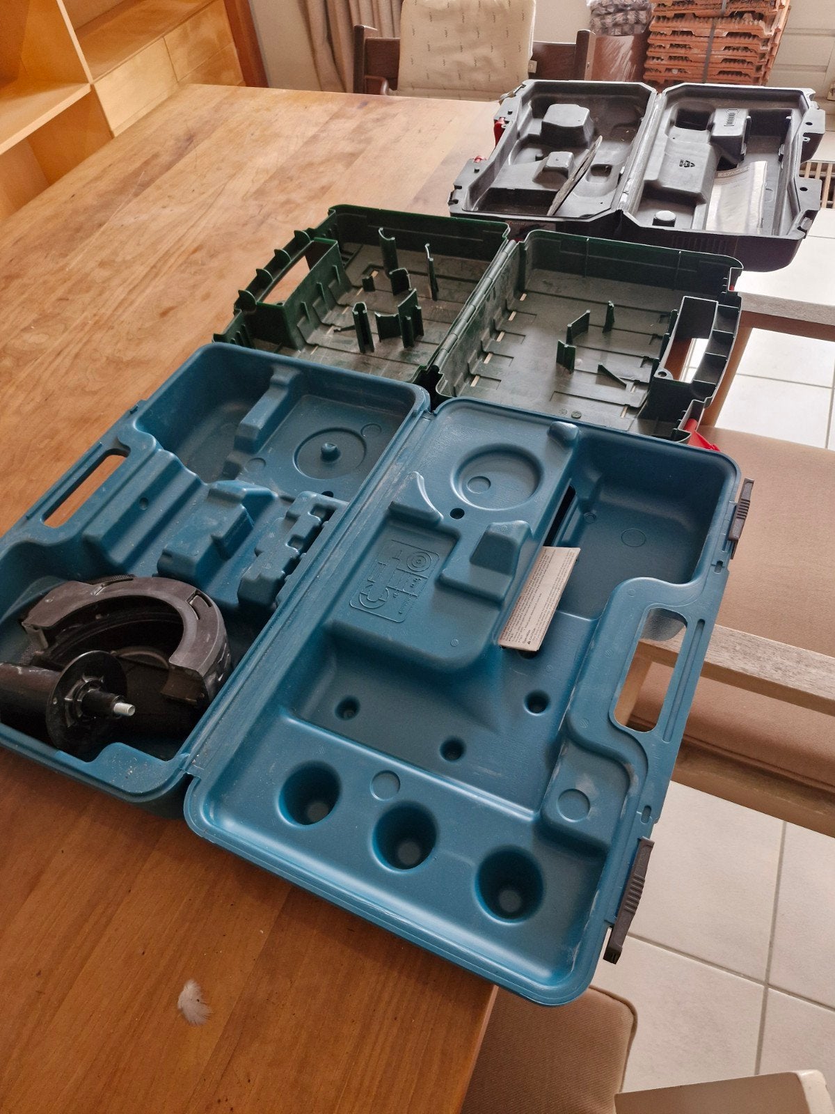 gereedschapkoffers, Ophalen, Kolomboormachine
