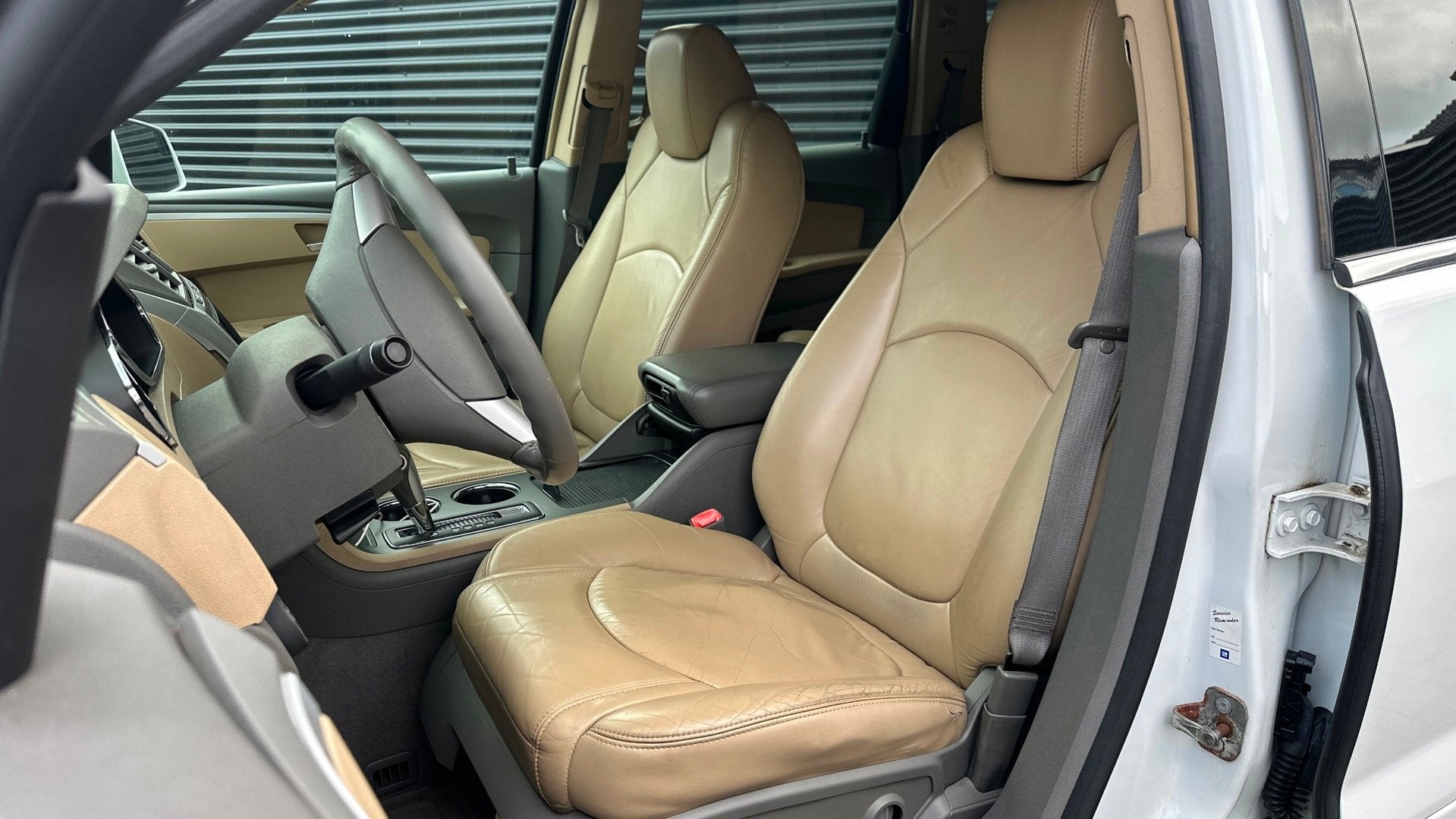Chevrolet TRAVERSE 8-persoons | Zeer luxe | Trekhaak |, Auto's, Automaat, Gebruikt, Overige carrosserieën, Wit