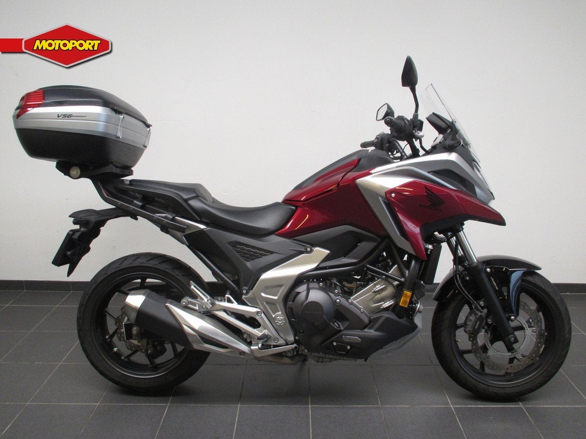 Honda NC 750 X DCT (bj 2024), Doornveld 180-184
B-1731  ZELLIK, BE, Honda Motor Europe Ltd, Belgian Branche, Bedrijf, Meer dan 35 kW