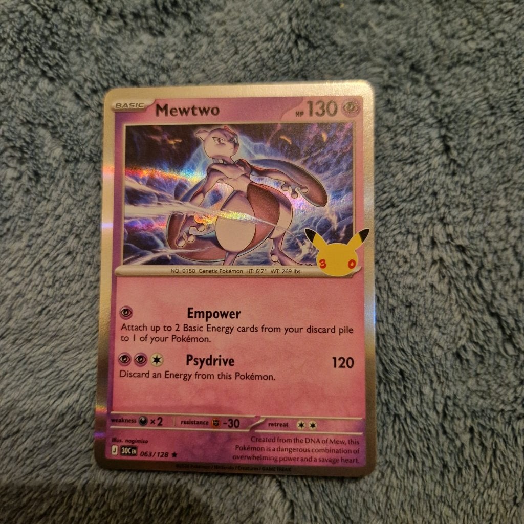 Mewtwo 063/128 Pokémon 30th Celebration holo, Ophalen of Verzenden, Zo goed als nieuw, Losse kaart, Foil