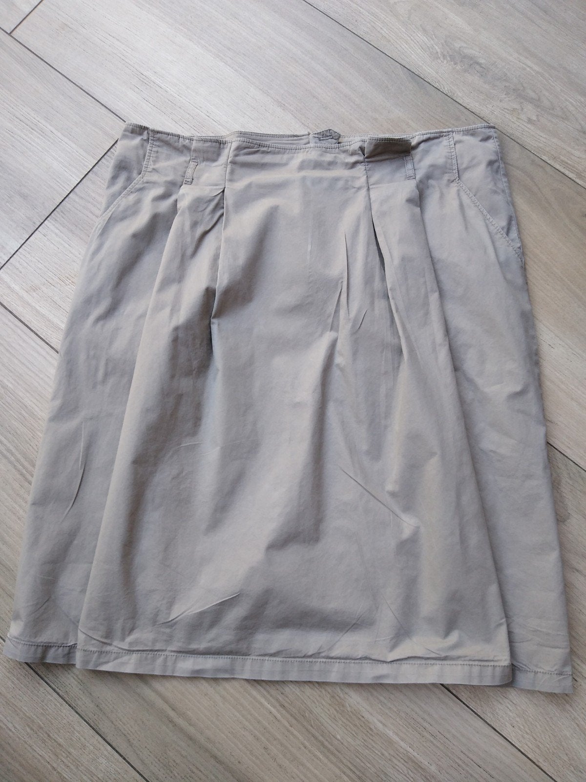 Khaki kleurige rok maat 46, Maat 46/48 (XL) of groter, Ophalen of Verzenden, Zo goed als nieuw, Onder de knie