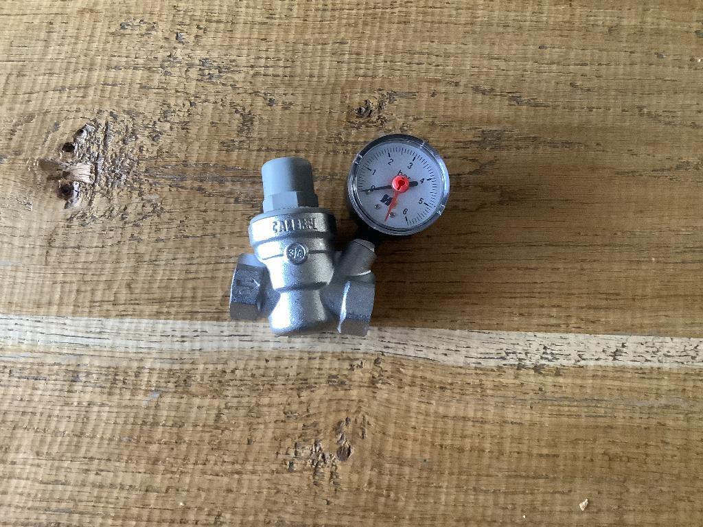 Caleffi waterdruk regelaar, Minder dan 30 cm, Overige typen, Nieuw, Minder dan 60 cm