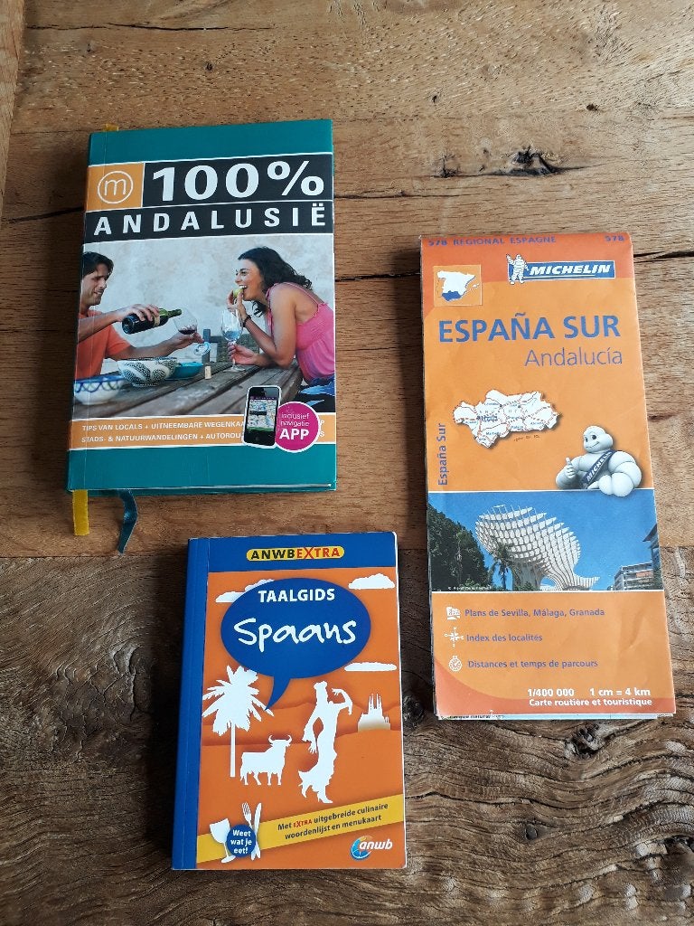 Reisgids en Michelin kaart Andalusië, plus taalgidsje Spaans, Overige merken, Europa, Frens Witte, Ophalen of Verzenden