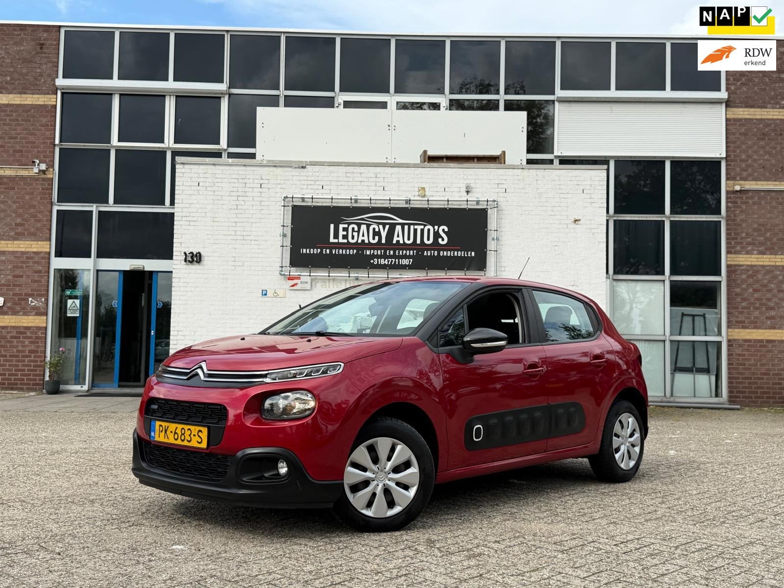 Citroen C3 1.2 PureTech Feel - Carplay - Navi - APK 07/2027, Auto's, Voorwielaandrijving, Dealer onderhouden, 1199 cc, 82 pk