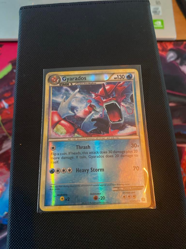 Gyarados Pokémon Kaart - Foil (2010), Ophalen of Verzenden, Zo goed als nieuw, Losse kaart, Foil