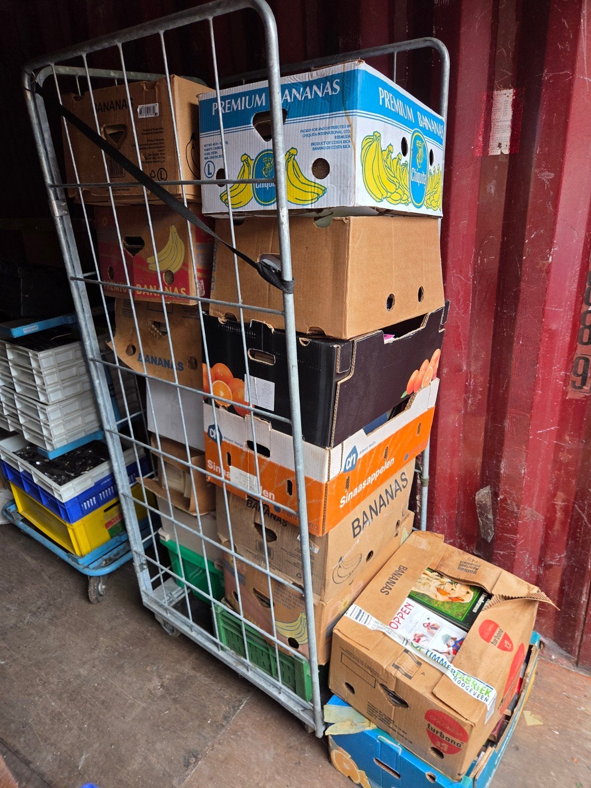 16x doos Partij boeken roman, thrillers kinderboeken en meer, Ophalen, Gelezen