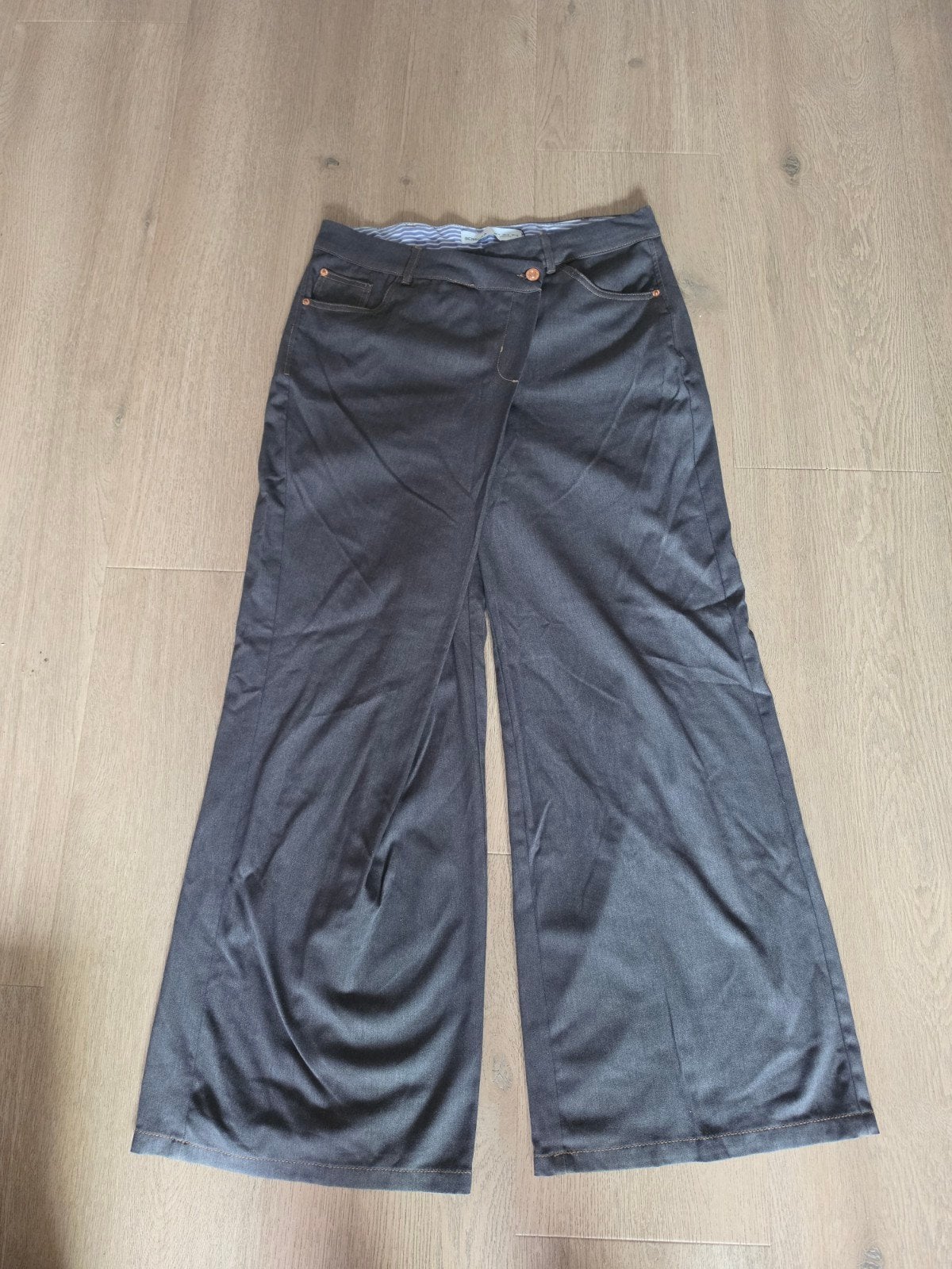 Grijze broek maat 42, Kleding | Dames, Maat 42/44 (L), Nieuw, Ophalen of Verzenden, Grijs