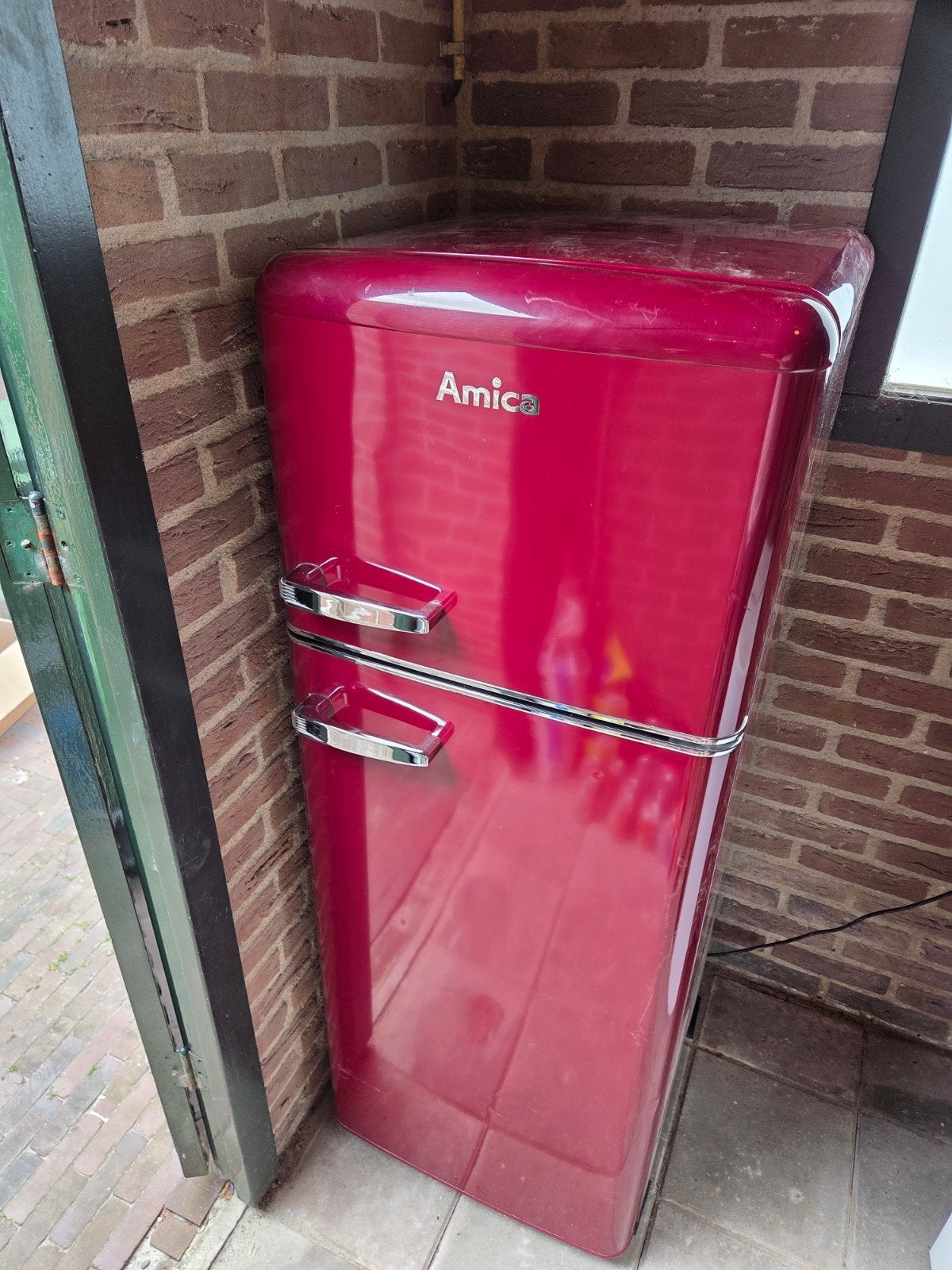 Amica Koelkast met vriesvak - Rood - Retro design, Witgoed en Apparatuur, Koelkasten en IJskasten, Ophalen, Gebruikt, 200 liter of meer