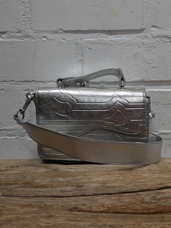 HVISK - Zilveren crossbody tas - ZGAN, Sieraden, Tassen en Uiterlijk, Tassen | Damestassen, Overige kleuren, Schoudertasje, Ophalen of Verzenden