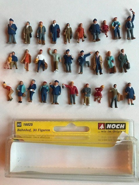 Handgeschilderde figuren op H0 schaal, NOCH 16025 "Station", Hobby en Vrije tijd, Ophalen of Verzenden, Nieuw, 1:50 of kleiner