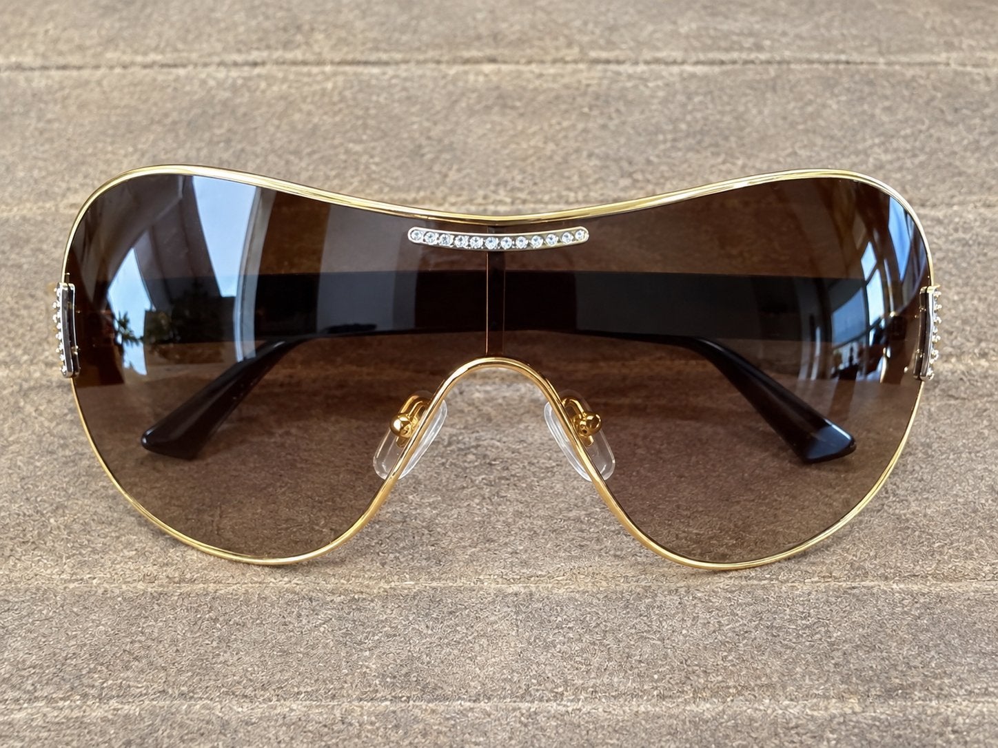 Dolce & Gabbana Shield Zonnebril (DG6022-B) –Y2K Eyecatcher!, Ophalen of Verzenden, Zo goed als nieuw, Bruin, Overige merken