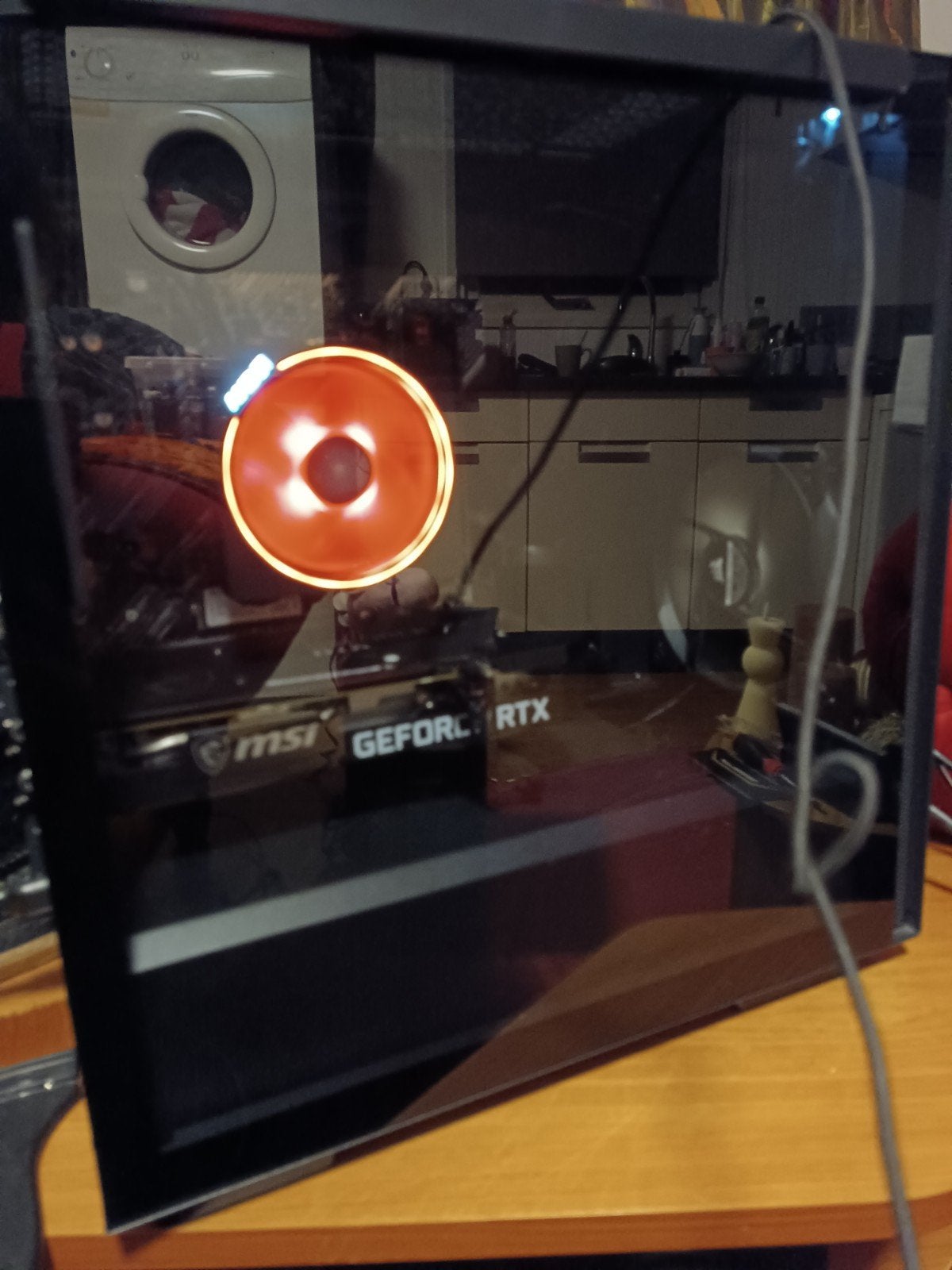 Foto 2 van Gaming PC Ryzen 5 5600X, RTX 3050, 16GB RAM nvme ssd
