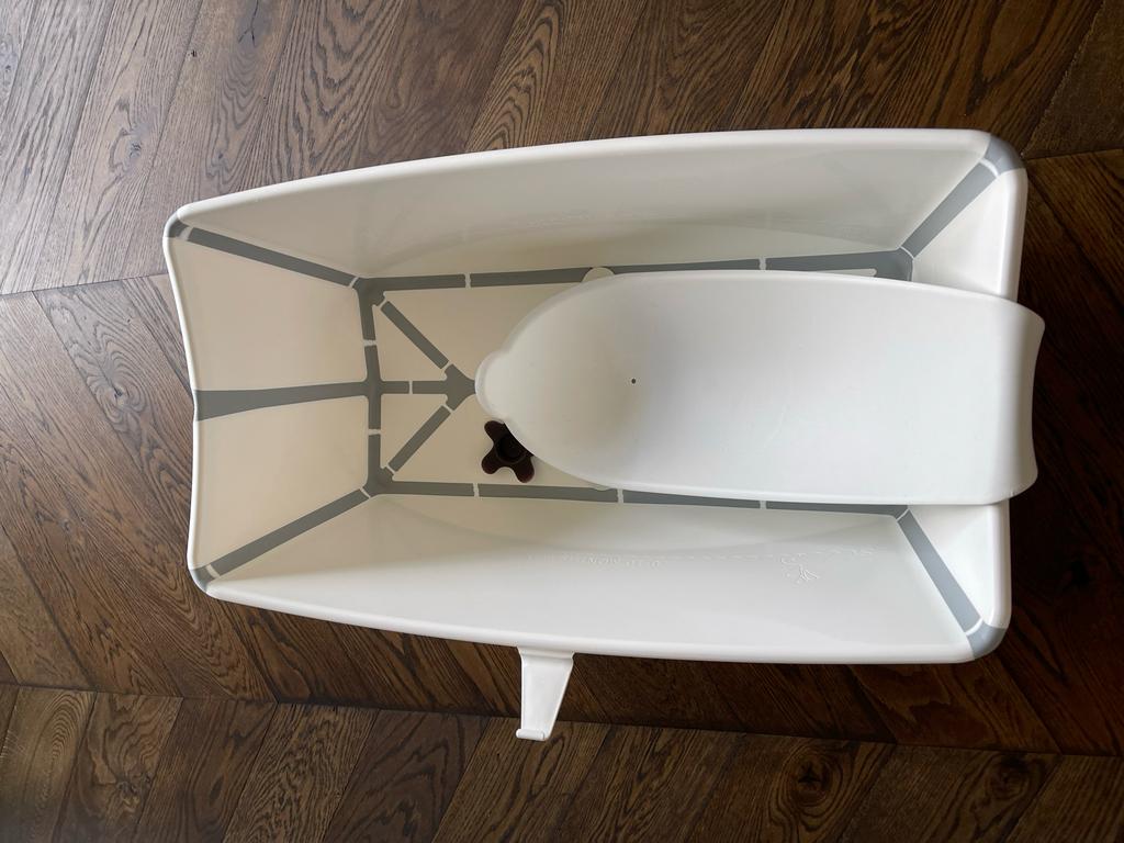 Stokke Flexi Bath opvouwbaar babybadje met newborn support, Kinderen en Baby's, Badjes en Verzorging, Ophalen, Zo goed als nieuw