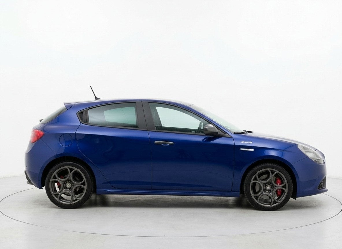 Alfa Romeo Giulietta 1.4 T Exclusive|QV-Line|Squadra|TCT-AUT, Auto's, Euro 6, 4 cilinders, Blauw, Origineel Nederlands