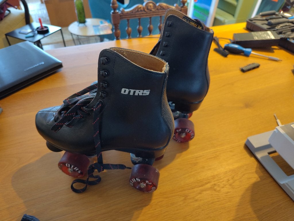 Dames Rolschaatsen, Ophalen, Zo goed als nieuw, Dames