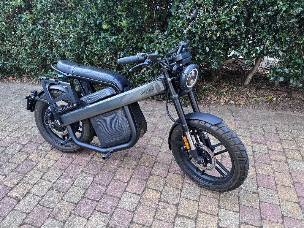 Blikkentrekker - Brekr B4000 - 2 accu's - Full options!, Ophalen, Maximaal 45 km/u, Brekr, Zo goed als nieuw