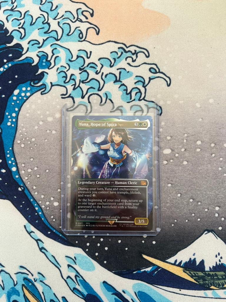 Yuna Hope of Spira, Borderless Chocobo Track Foil, Ophalen of Verzenden, Zo goed als nieuw, Losse kaart, Foil