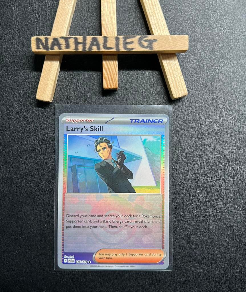 Larry’s Skill pokeball 115/131 Pokemon Prismatic Evolutions, Ophalen of Verzenden, Nieuw, Losse kaart