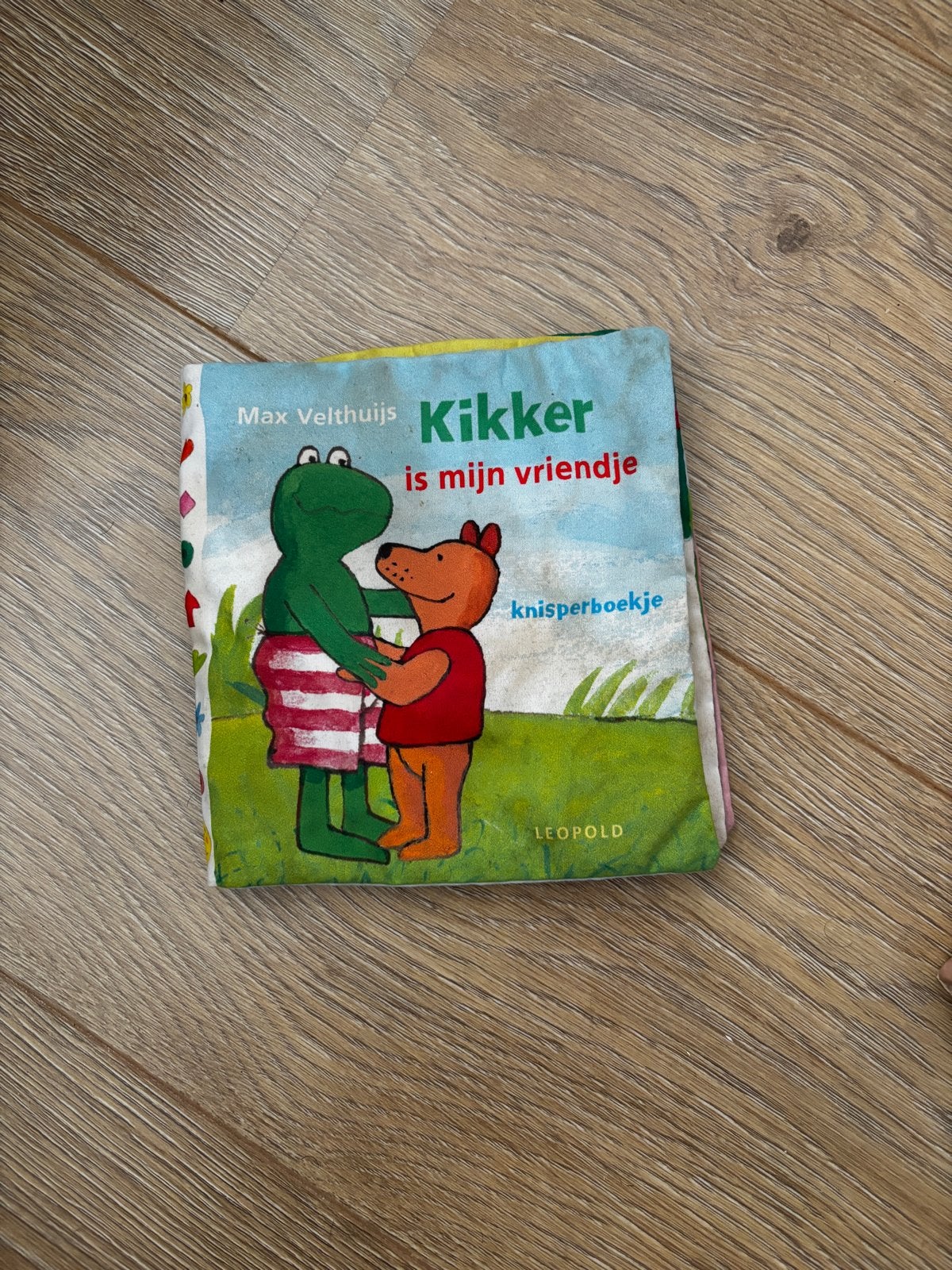 Kikker is mijn vriendje - Max Velthuijs knisperboekje, Ophalen of Verzenden, Zo goed als nieuw, Uitklap-, Voel- of Ontdekboek