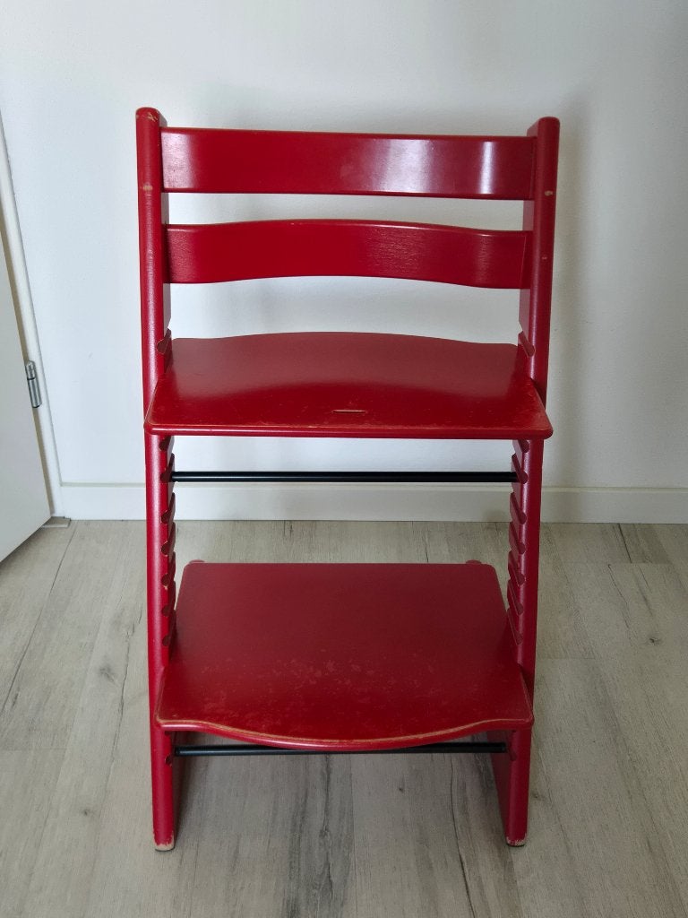 Stokke Tripp Trapp rood, Ophalen, Gebruikt, Meegroeistoel