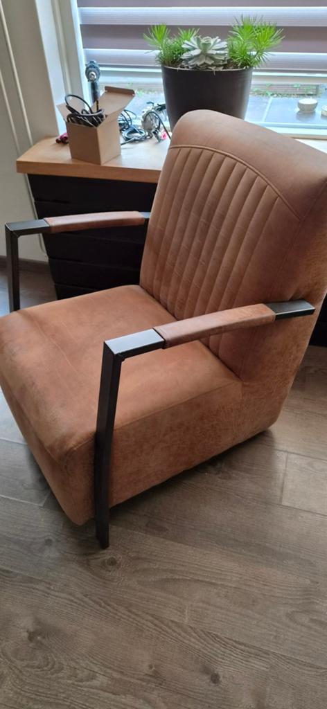 Mooie cognac fauteuil, Ophalen, Gebruikt, 75 tot 100 cm, 50 tot 75 cm